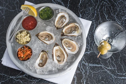 TF-Kingfisher-Oysters-Martini-1319-1.jpg