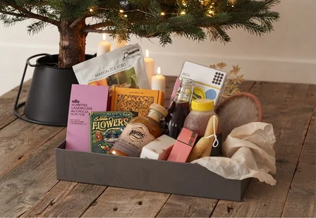 holiday-gift-basket-box-2026-mCanada.jpg