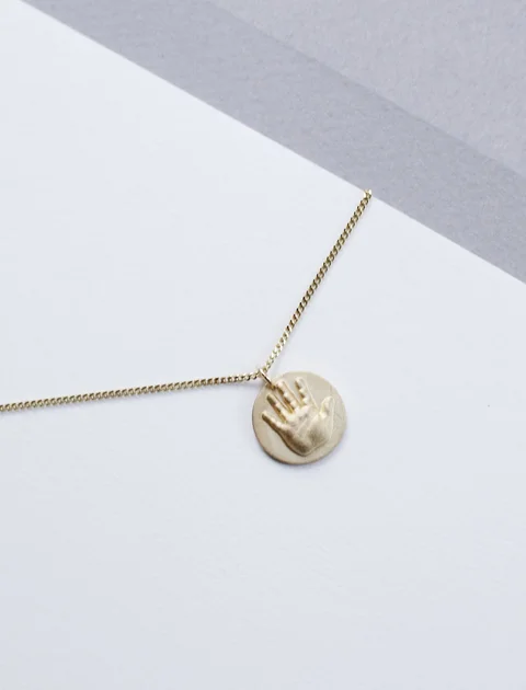3d_scan_gold_hand_pendant.jpg
