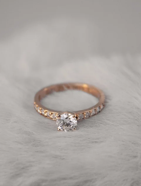 rose_gold_lab_grown_diamond_solitaire_engagement_ring.jpg